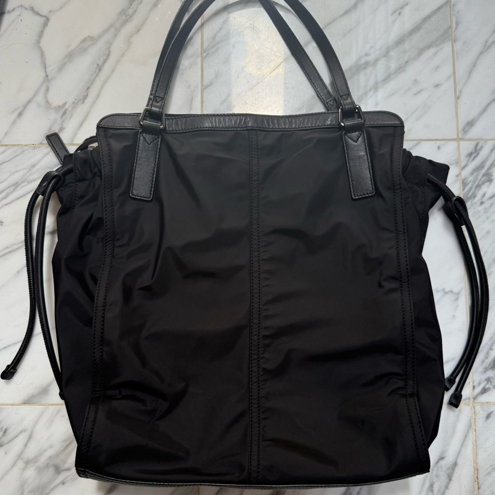 BURBERRY BUCKLEIGH NYLON TOTE BAG - Picture 12 of 16